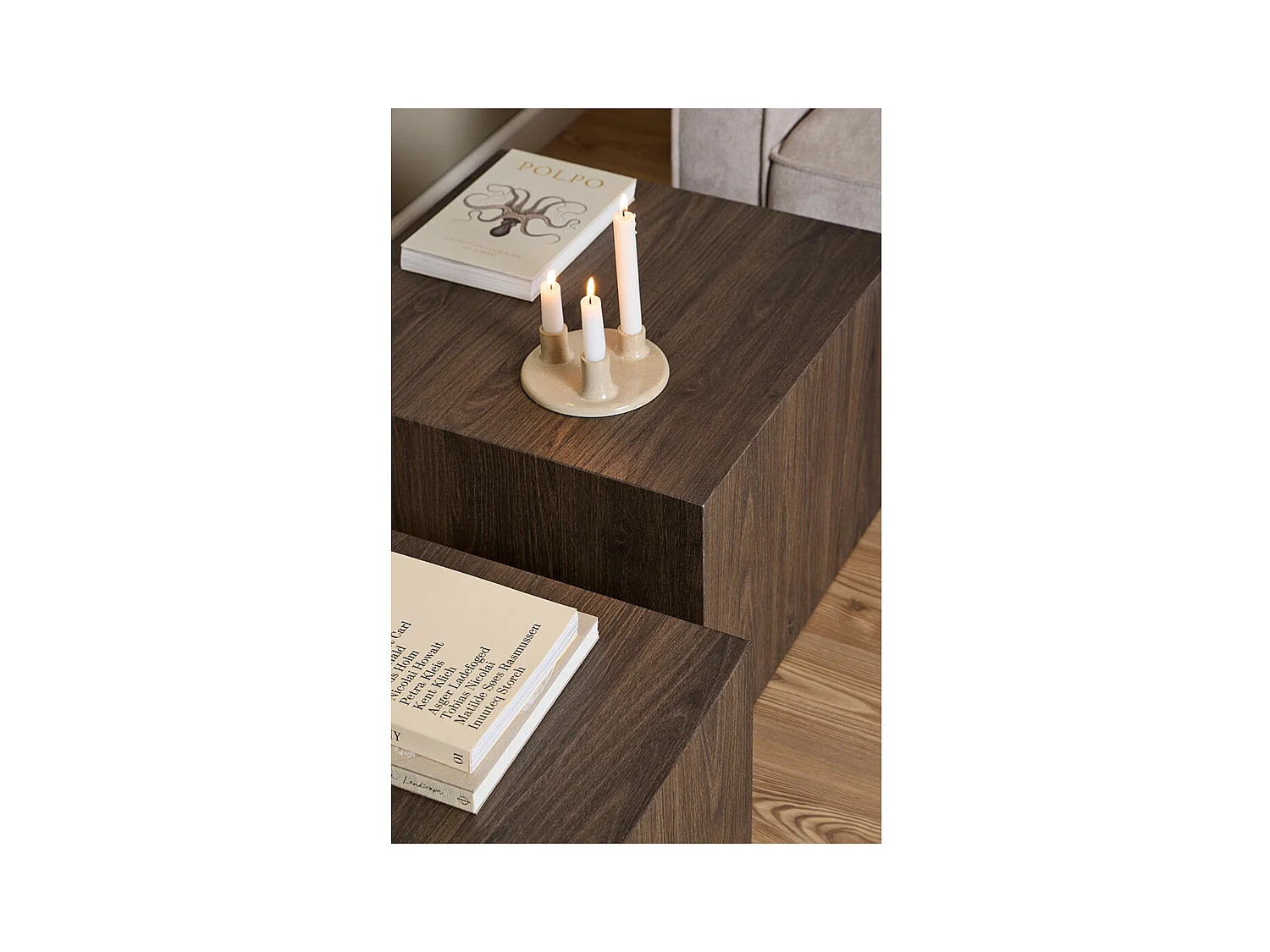 Dice Couchtisch Braun.