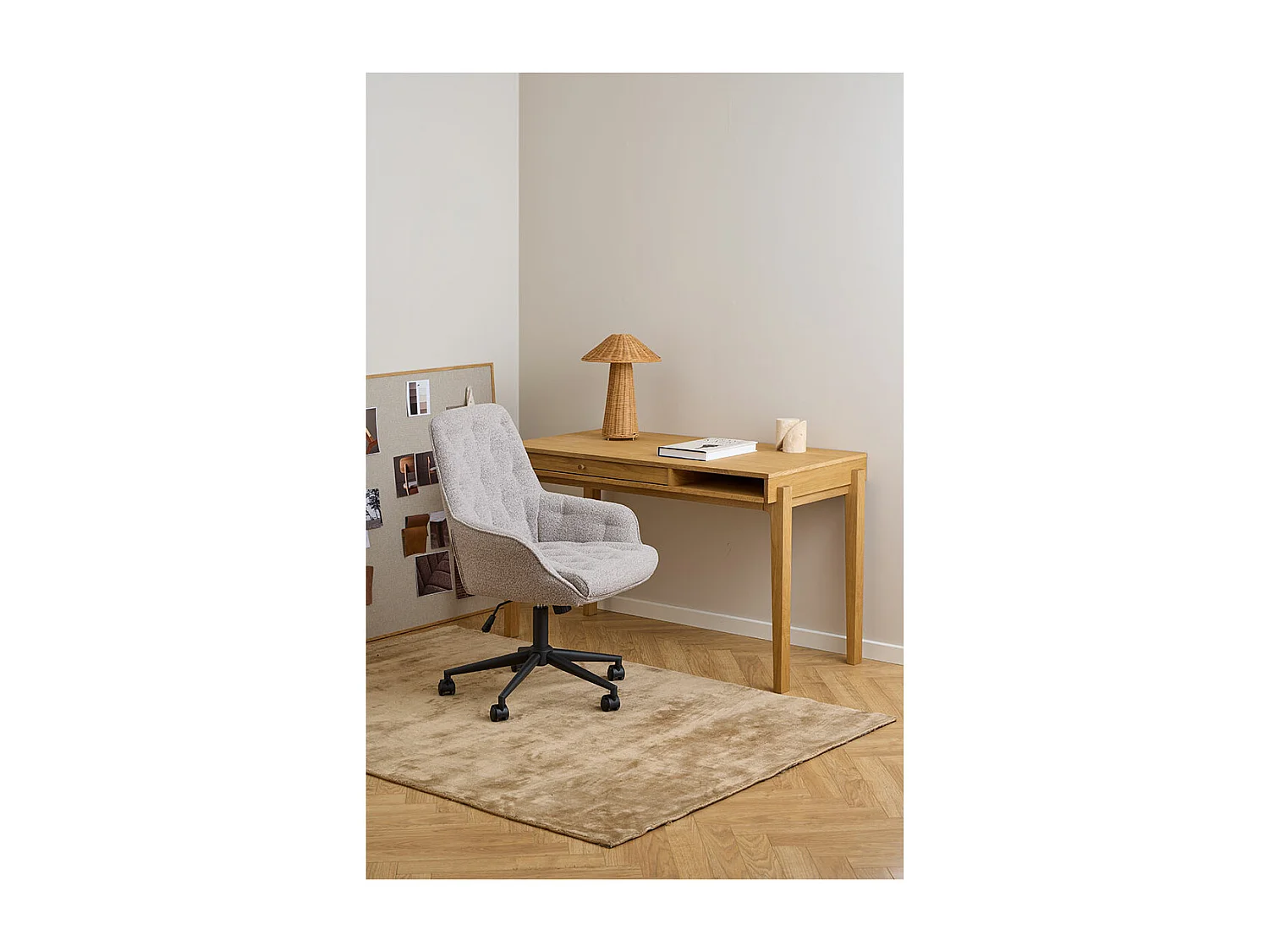 Erik chaise de bureau bouclé beige.