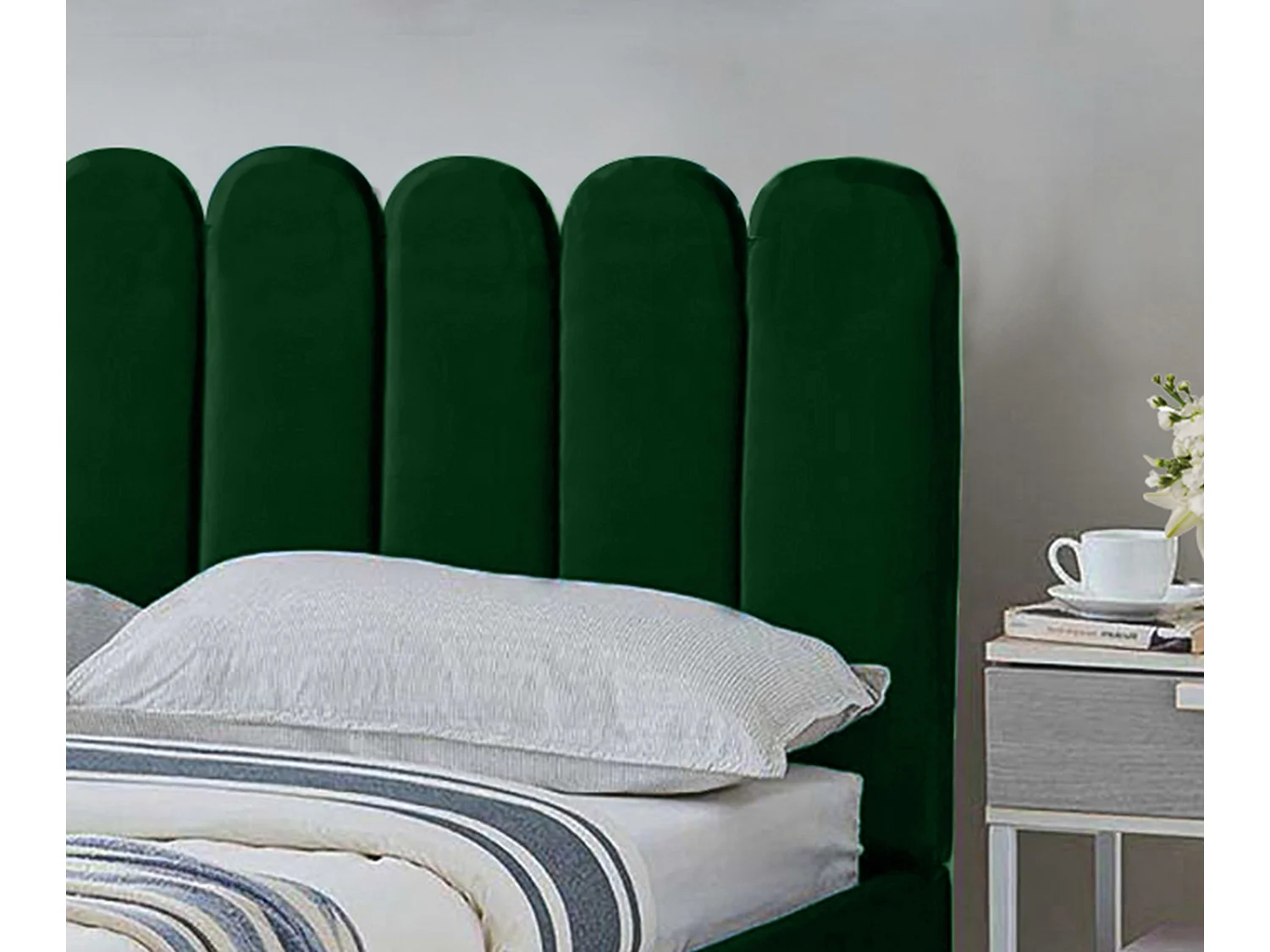 Letto imbottito Venezia 170x212x90 cm, piano 160x200 cm, contenitore, pistoni a gas, tessuto Monolith verde