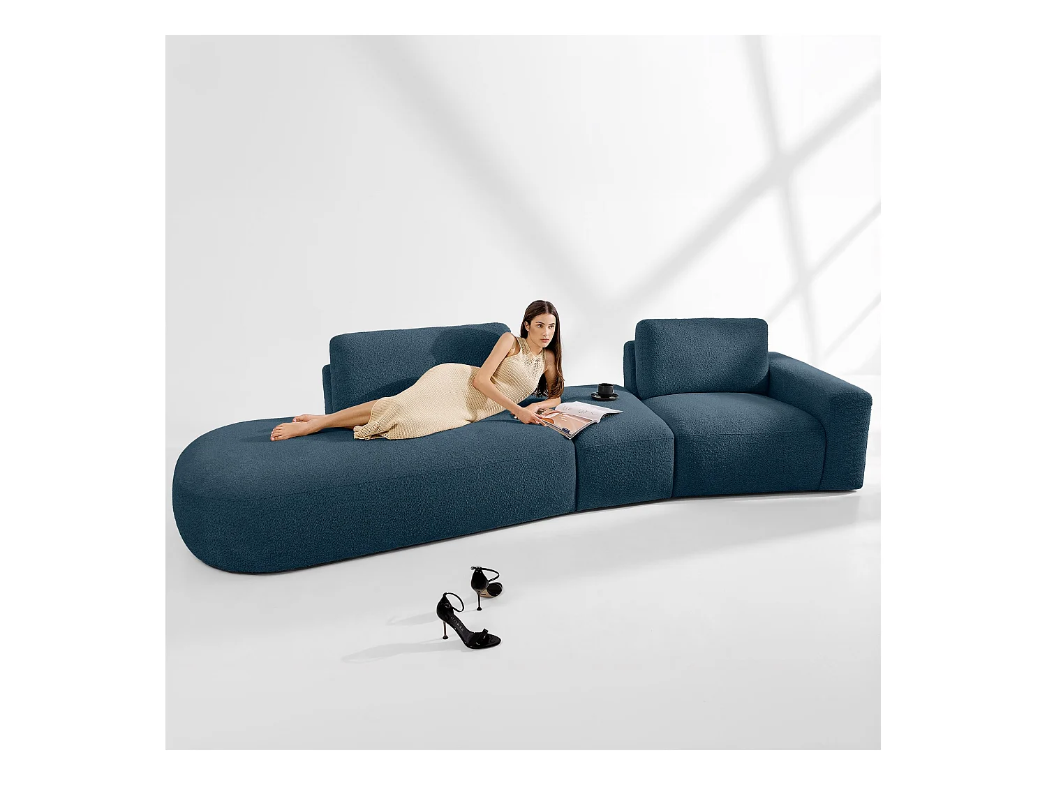 Ecksofa links - modern - ZUCCO - 4-Sitzer - Boucle - Nachtblau