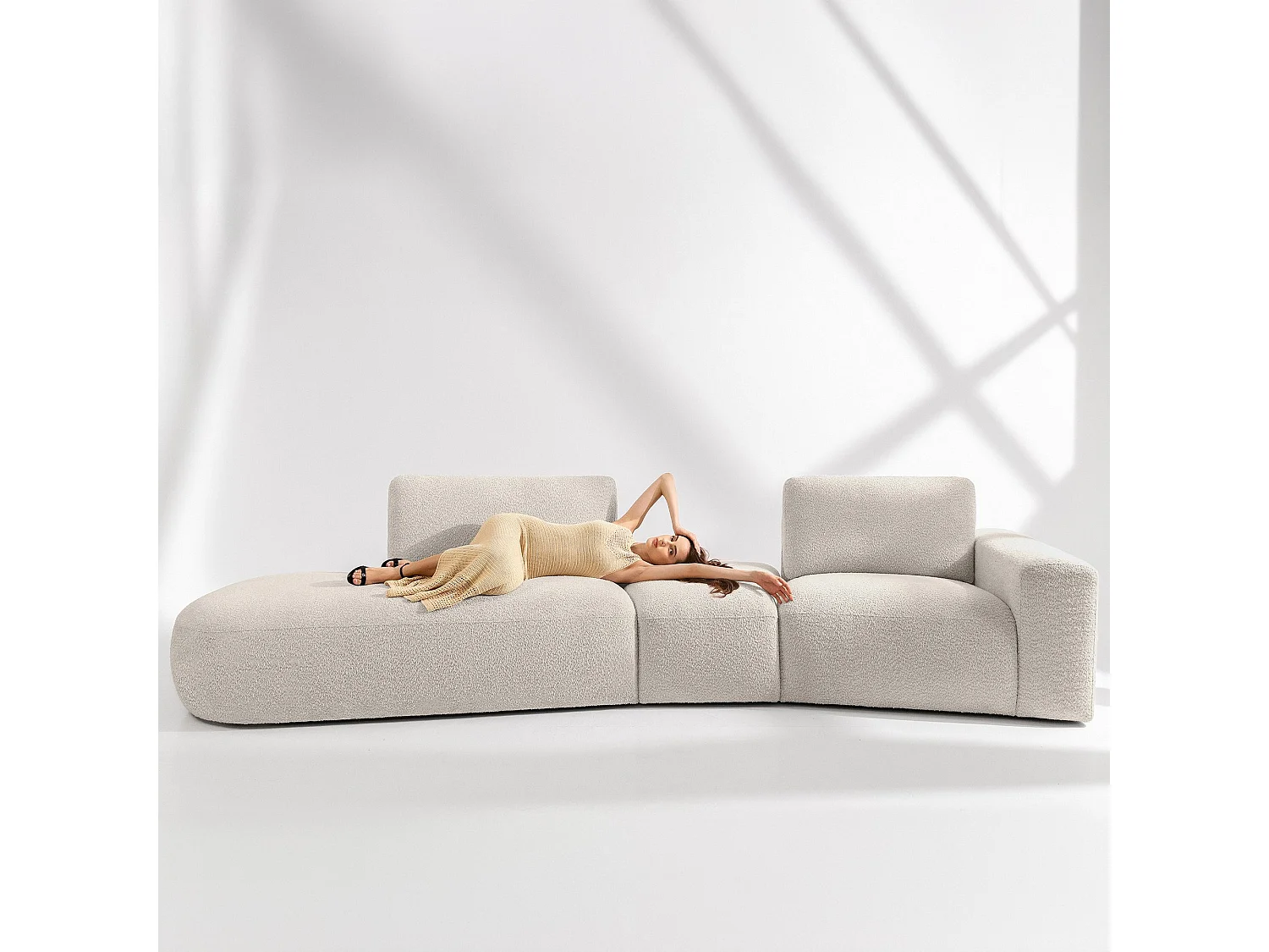 Ecksofa links - modern - ZUCCO - 4-Sitzer - Boucle - Beige
