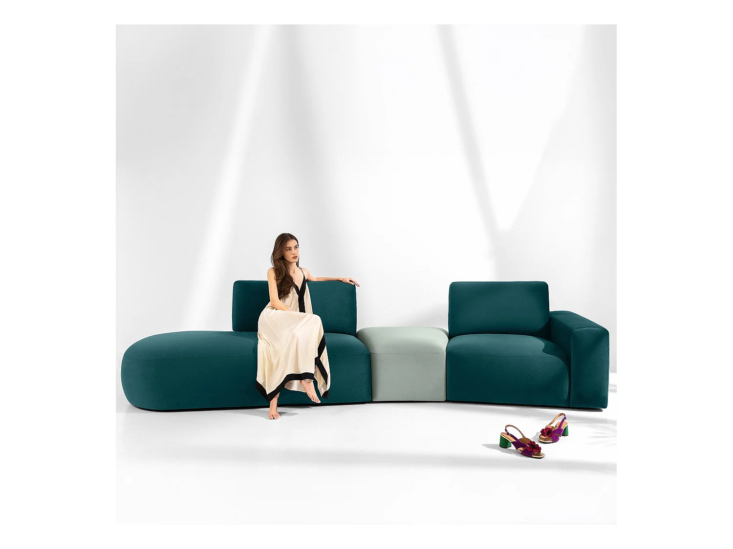 Ecksofa links - modern - ZUCCO - 4-Sitzer - Veloursstoff - Mint