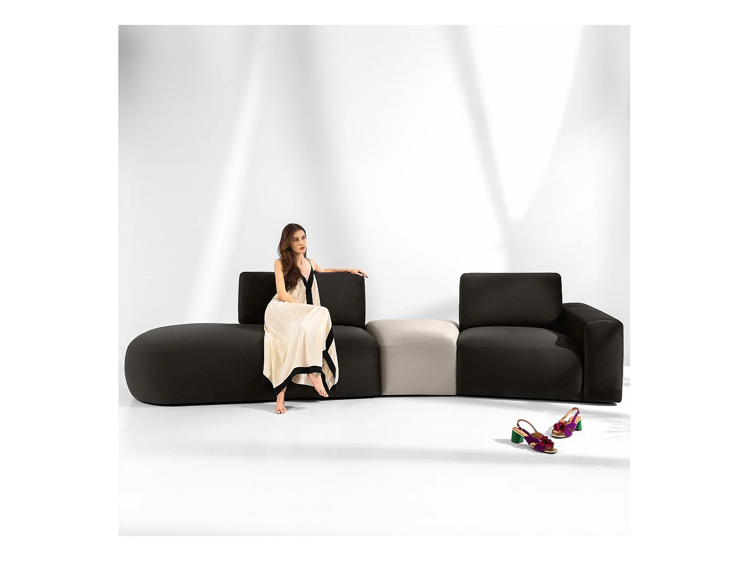 Ecksofa links - modern - ZUCCO - 4-Sitzer - Veloursstoff - Braun