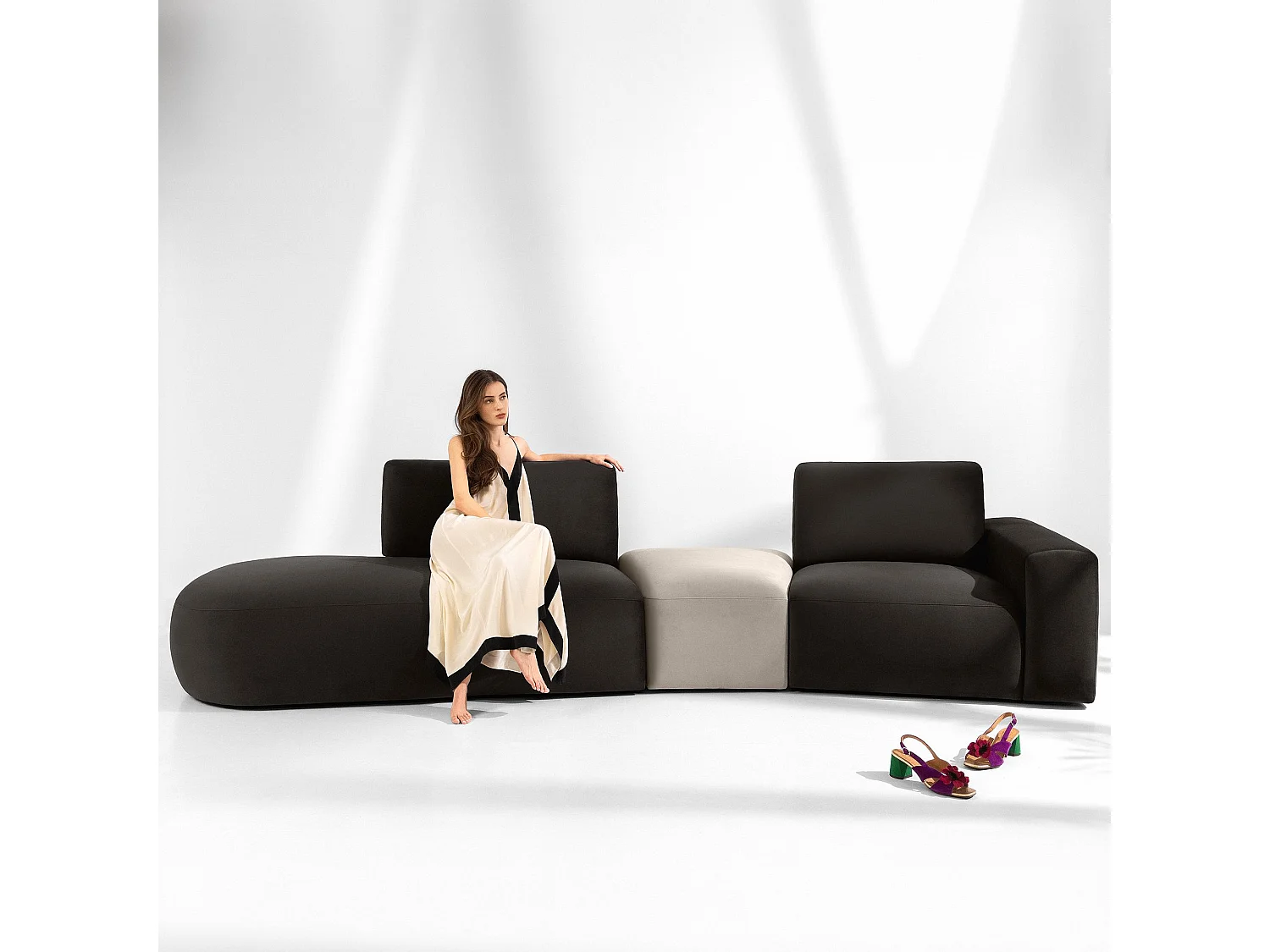 Ecksofa links - modern - ZUCCO - 4-Sitzer - Veloursstoff - Braun