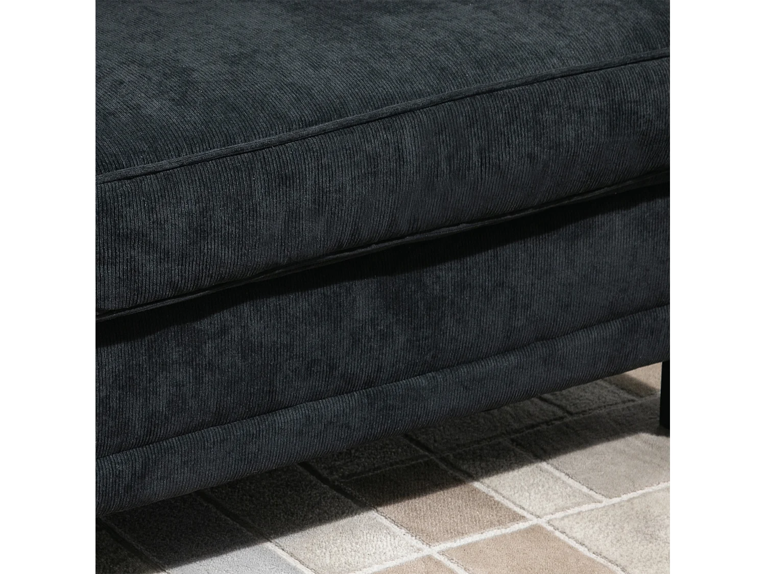 Canapé 3 places dim. 197L x 84P x 90H cm coussin déco. inclus pieds bois massif pin tissu aspect velours côtelé noir