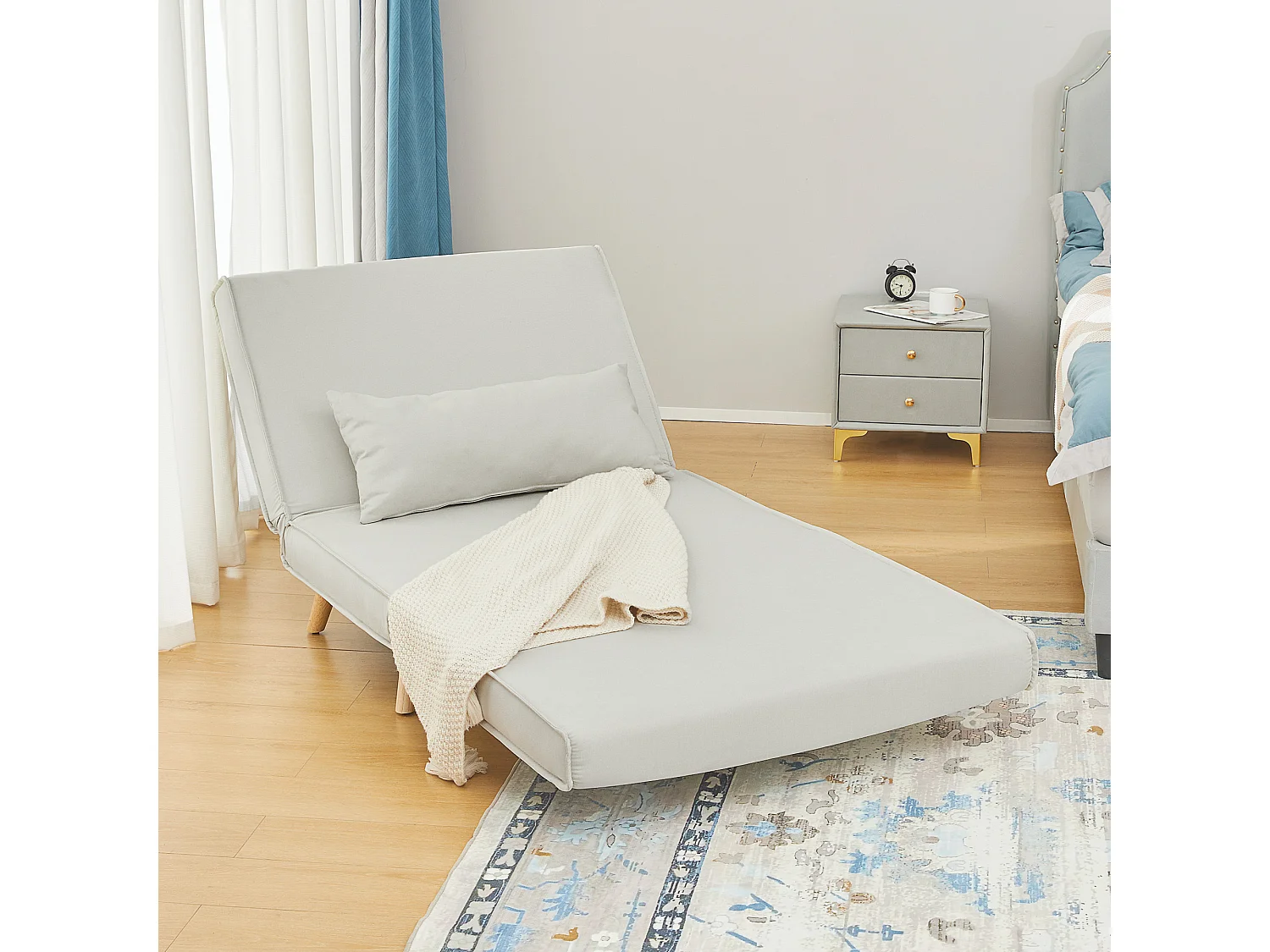 Fauteuil convertible chauffeuse style nordique dossier réglable coussin inclus blanc cassé