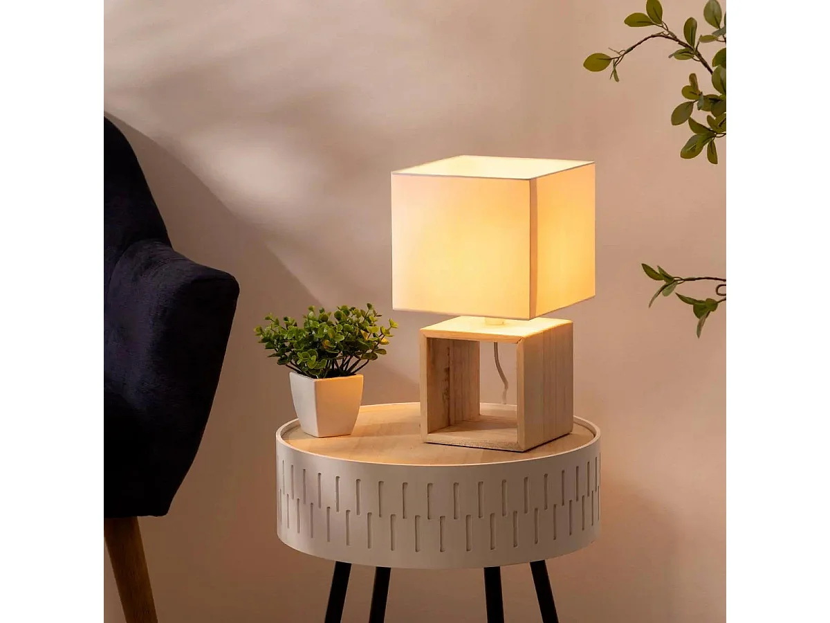 Lámpara de mesa cuadrada