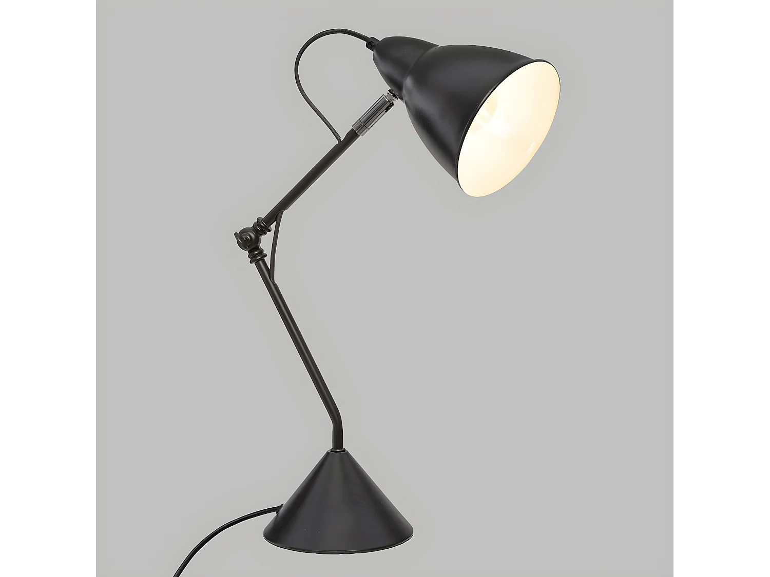 Lampe en métal Noir réglable en hauteur H 62 cm