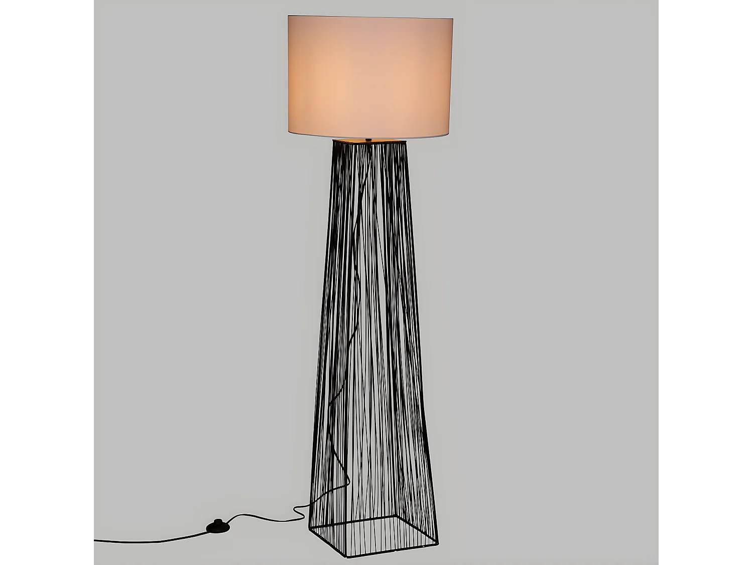 Lampadaire en Métal Noir H 147 cm