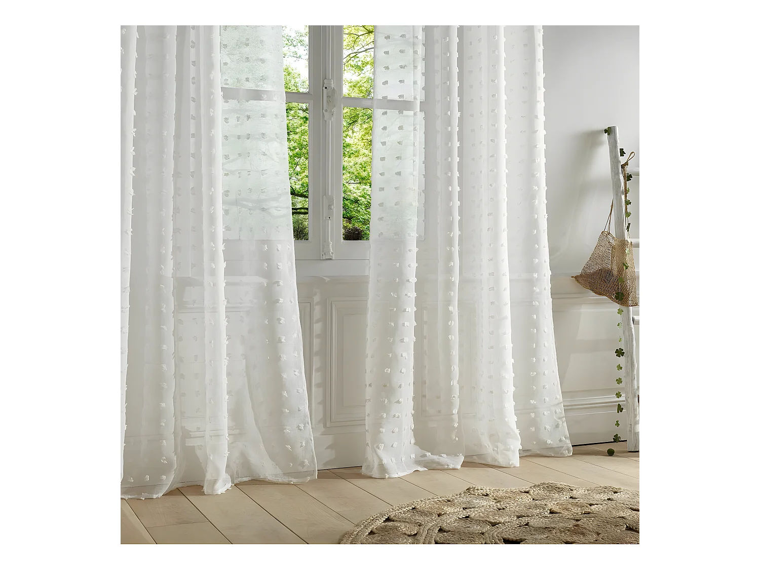 Voilage à œillets Blanc motif petits pompons 140 x 240 cm