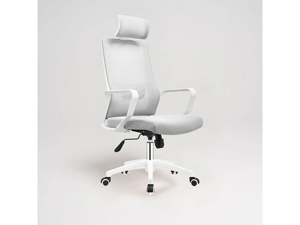 Poltrona ufficio Ica colore bianco poggiatesta regolabile e schienale traforato