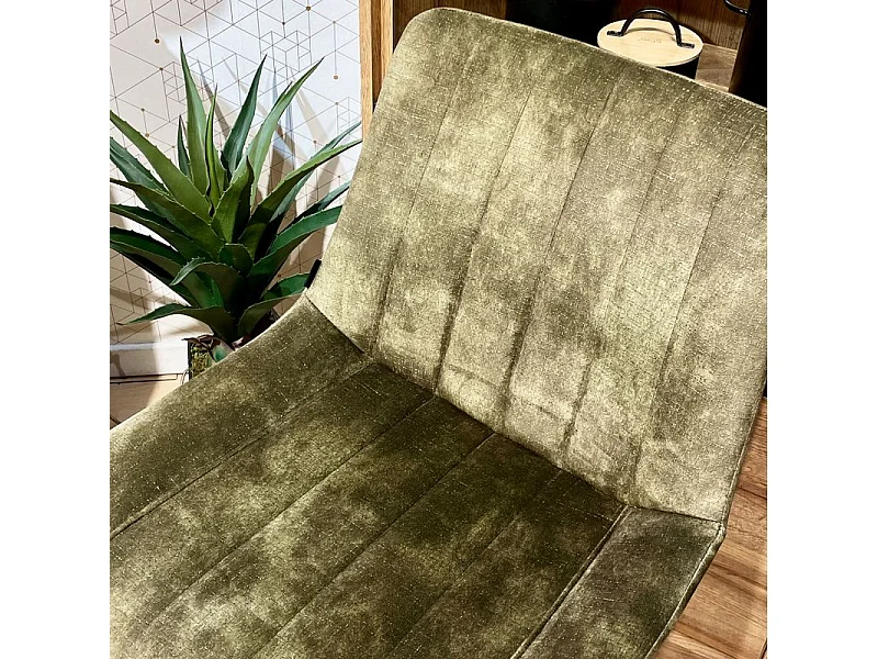 Lot 2 tabourets de bar en velours vert kaki pieds métal noir – NANY 2