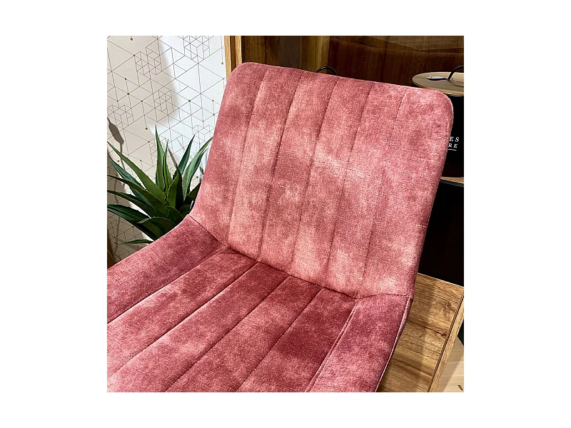 Lot 2 tabourets de bar en velours rose et pieds métal noir – NANY 2