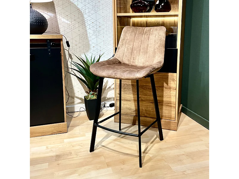 Lot 2 tabourets de bar en velours taupe et pieds métal noir – NANY 2