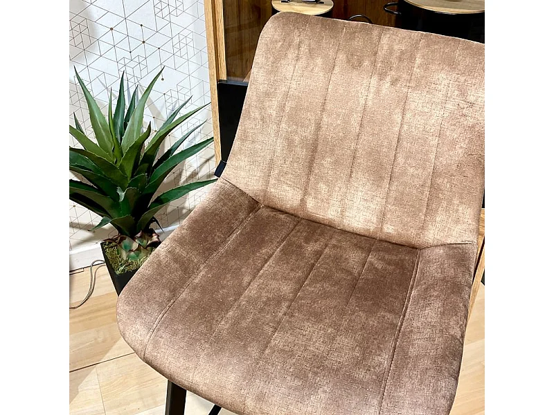 Lot 2 tabourets de bar en velours taupe et pieds métal noir – NANY 2