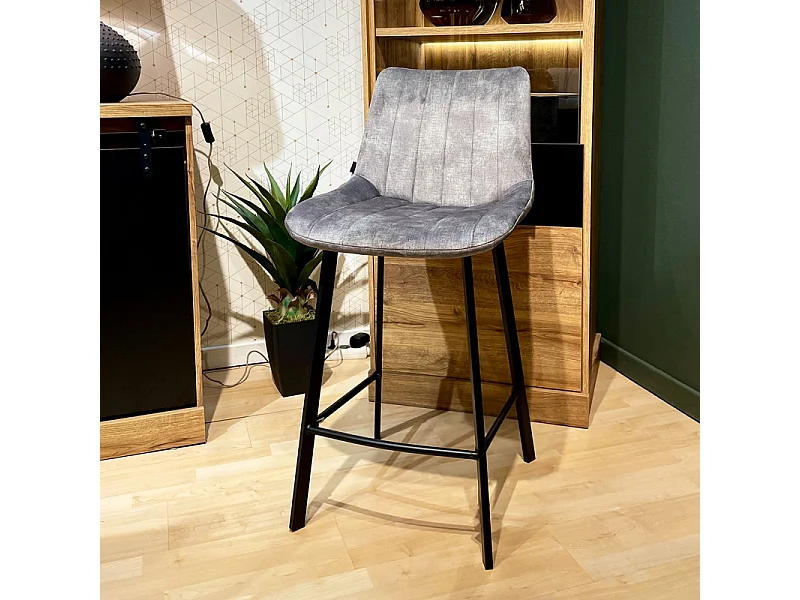 Lot 2 tabourets de bar en velours gris clair pieds métal noir – NANY 2