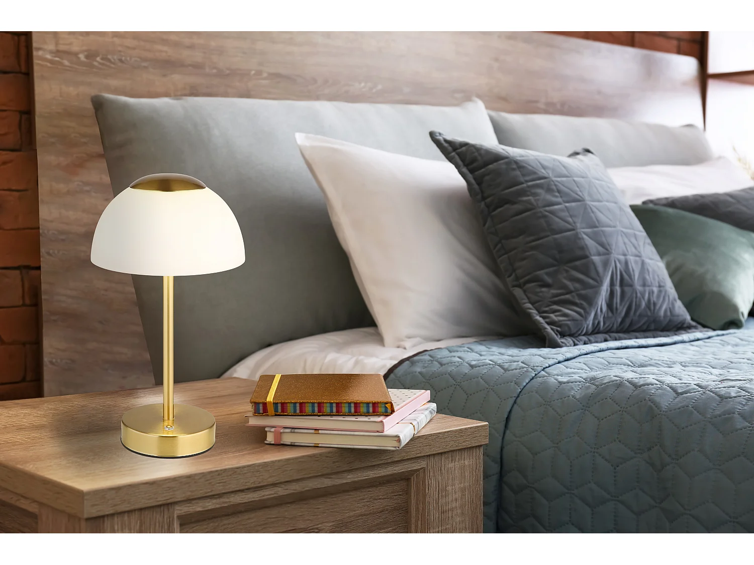 Lampe à poser métal couleur laiton mat, LED