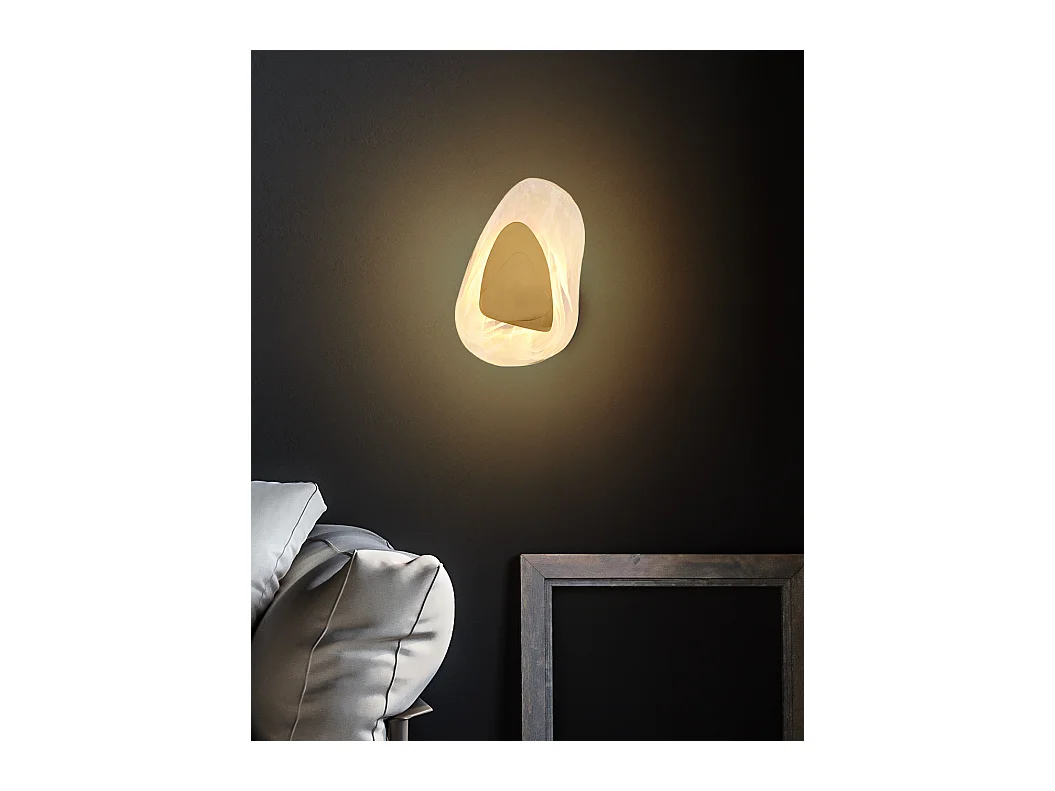 Applique murale métal couleur laiton mat, LED