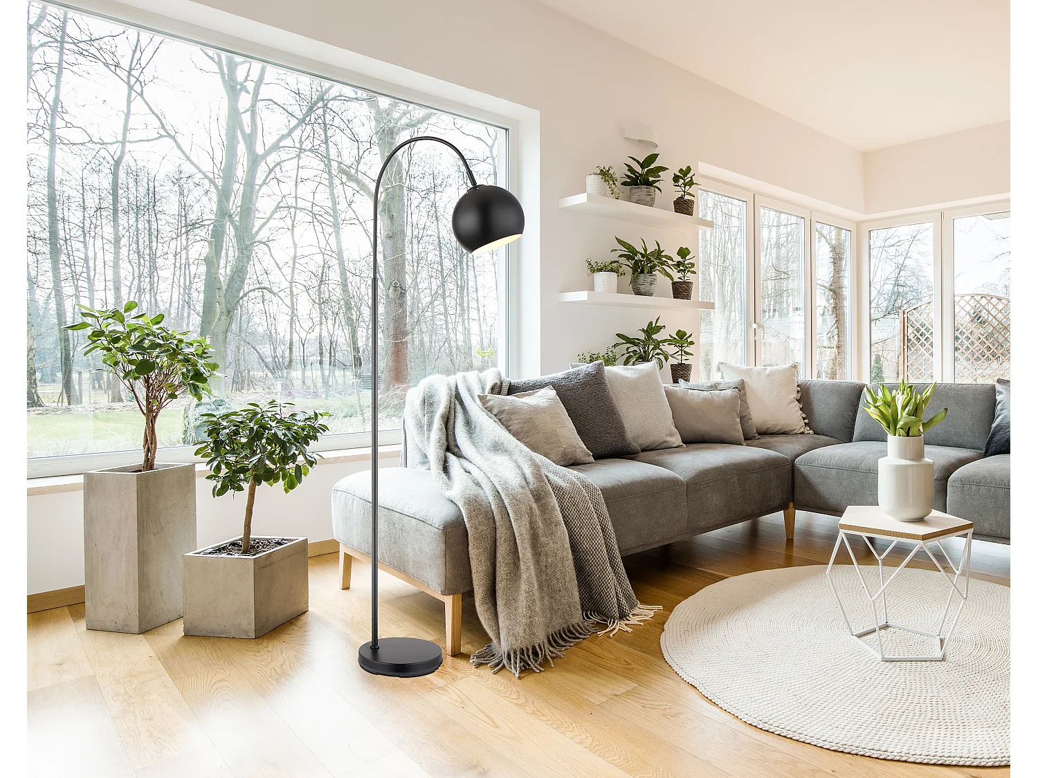 Stehleuchte Metall schwarz matt, 1x E27