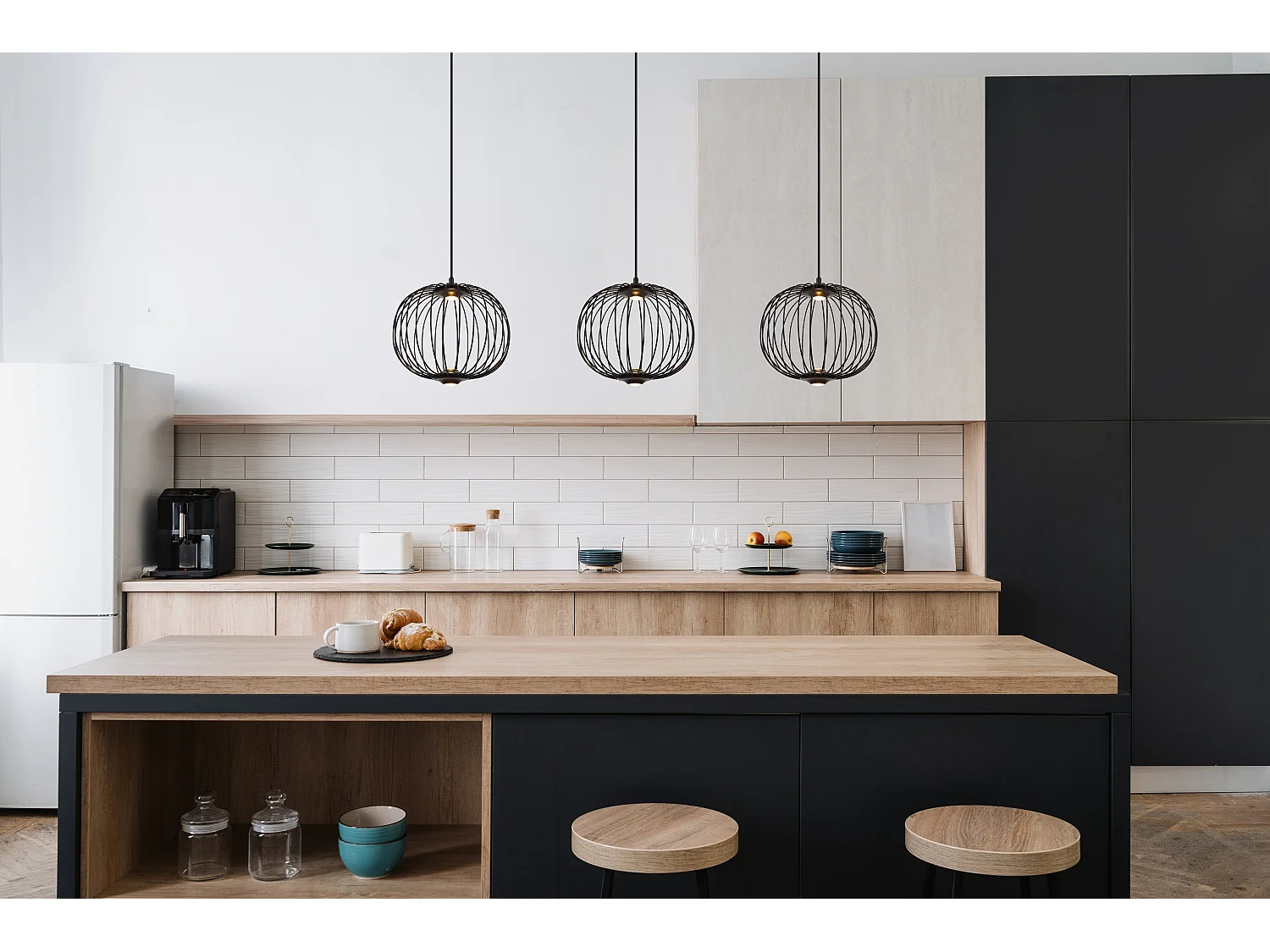 Hängeleuchte Metall schwarz matt, LED