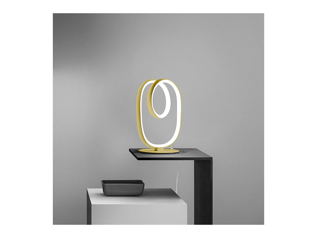 Diva - Lampe de table LED dimmable - Aluminium doré brossé, diffuseur en silicone, lumière chaude 3000K, 17W