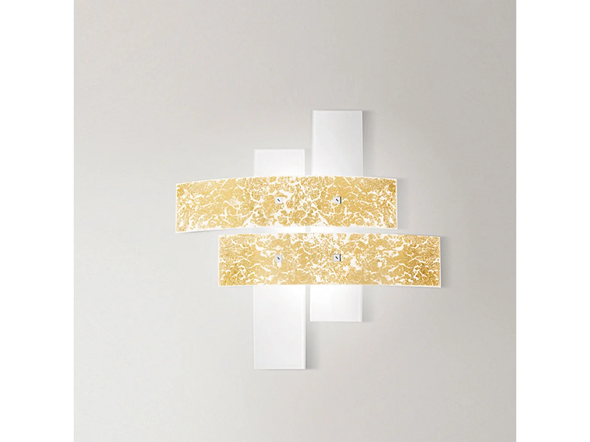 Stor Lara loftlampe i hvidt glas med bladguldsdetaljer, 91x91cm, 4 E27-pærer, IP20, maks. 4x52W, moderne stil, pærer medfølger ikke