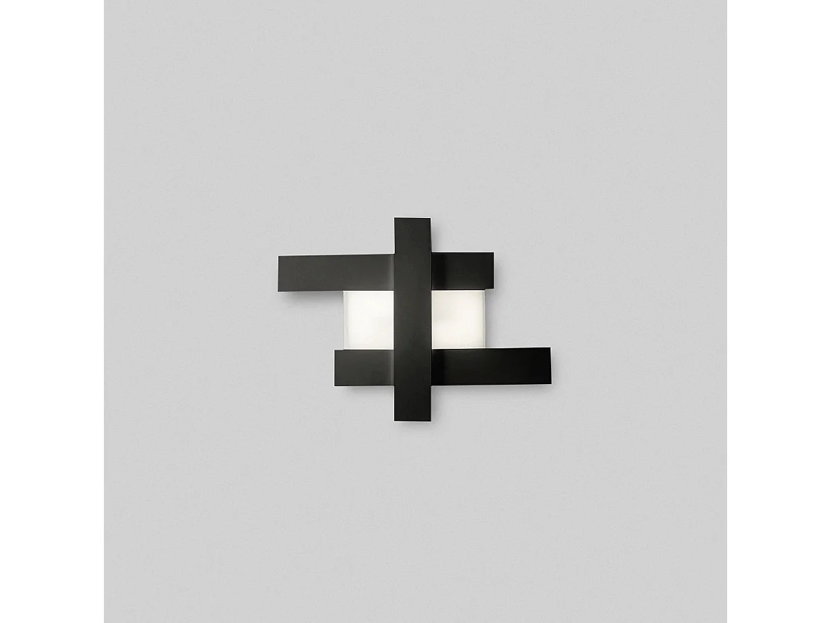 Applique murale LED 30W noire - Structure géométrique en acier, lumière chaude 3000K, 2620lm, largeur 65,5 cm