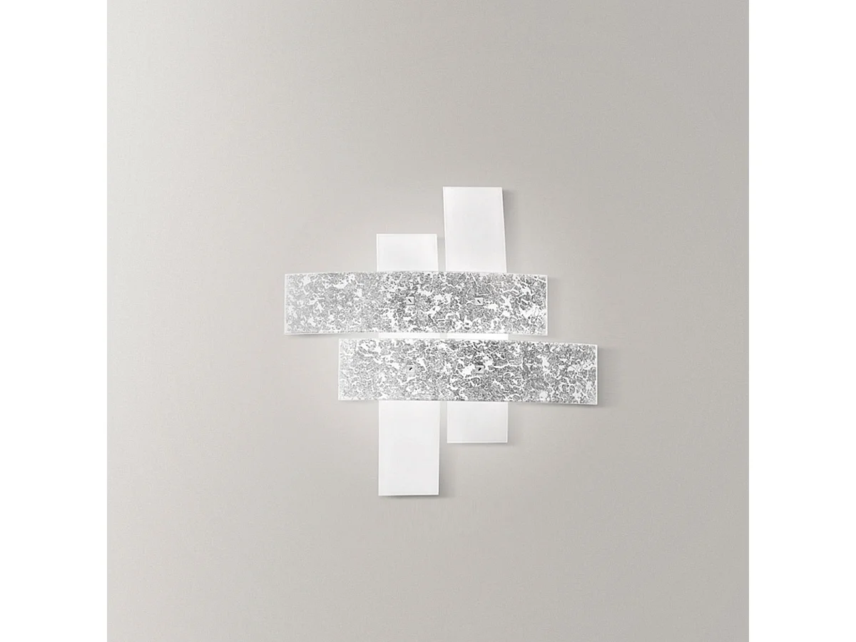 Lara mellemstor loftlampe i hvidt glas med sølvbladdetaljer 70x70cm, 2 E27-pærer, IP20, maks. 2x70W, moderne stil, pærer medfølger ikke