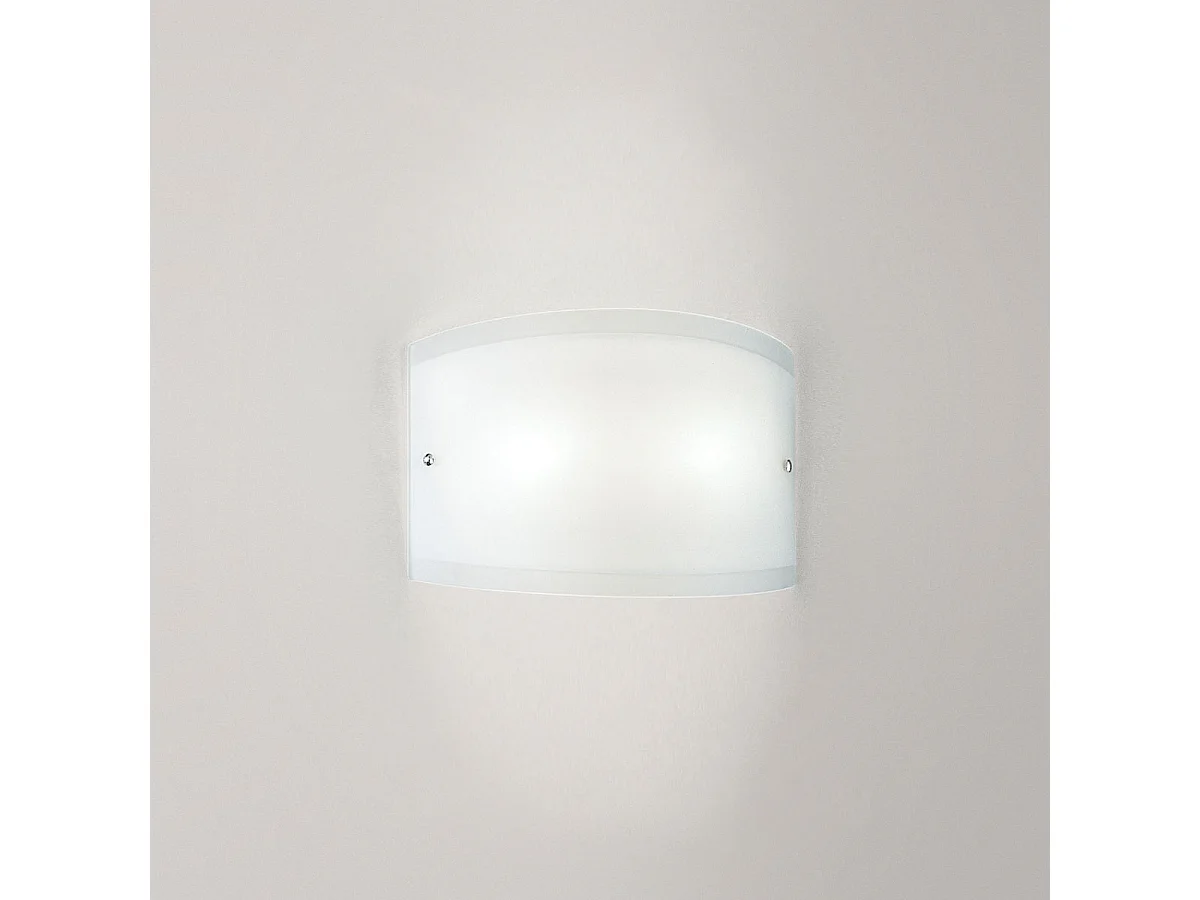 Applique Lecce verre satiné blanc 27x12cm, 1xE27 max 42W, structure métal chromé, IP20, ampoule non incluse, design sobre