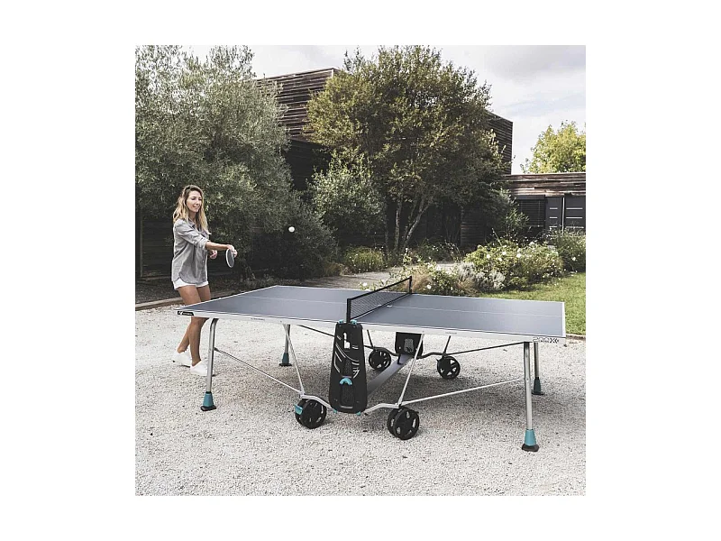 Mesa de Tênis de Mesa Externa Cornilleau 200X - Ideal para Famílias e Jogos Competitivos
