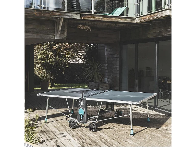 Mesa de Tênis de Mesa Externa Cornilleau 200X - Ideal para Famílias e Jogos Competitivos