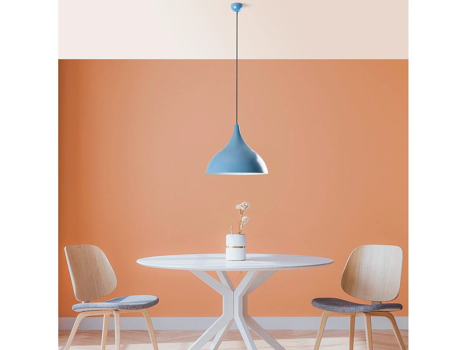 Candeeiro Elegante em Azul Claro - Bitlisim com Design Moderno e Altura Ajustável