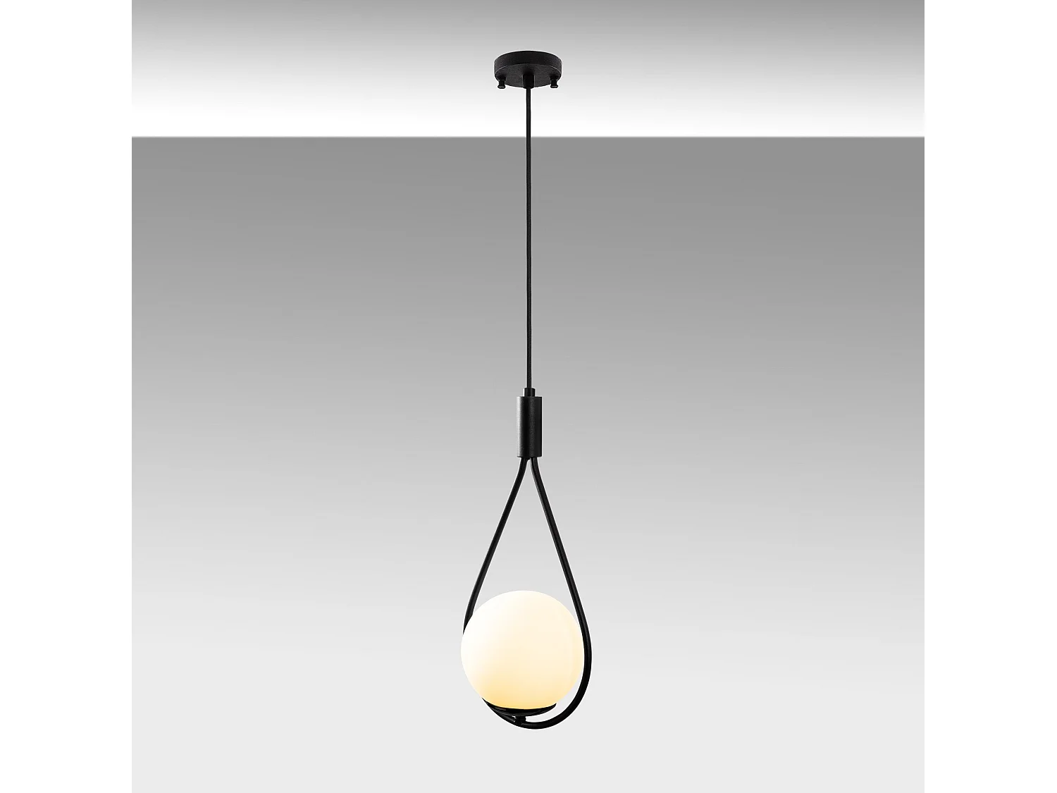 Candeeiro Preto Elegante para Transformar o Seu Espaço