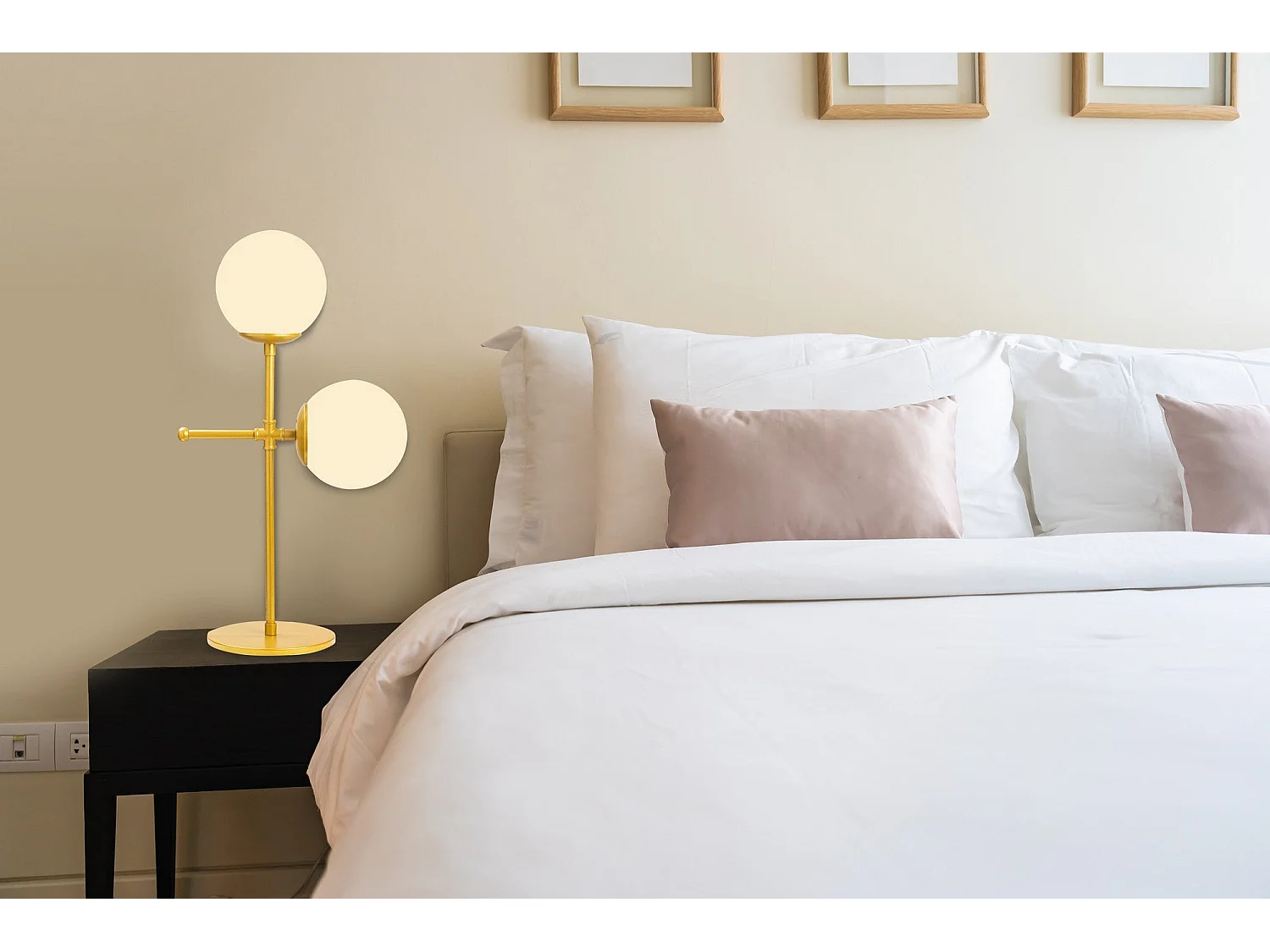 Candeeiro de Mesa Elegante Mudoni - Sofisticação e Glamour para o Seu Espaço