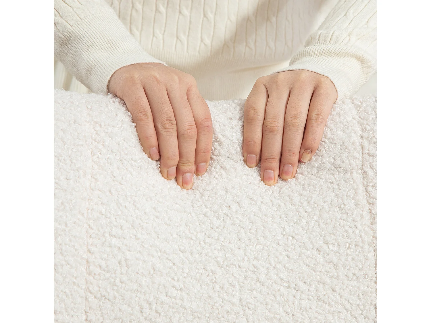 Mecedora Daisy Homcom respaldo alto blanco 87x65x88 cm