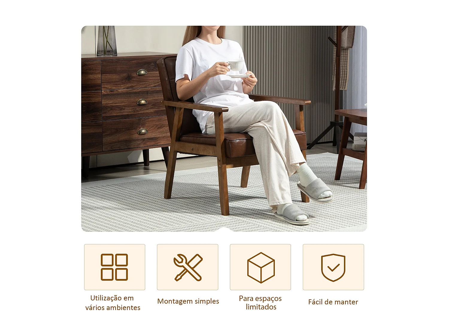 Poltrona Estofada Moderna para Sala de Estar com Apoio para Braços e Estrutura de Madeira de Borracha - Modelo Dijon