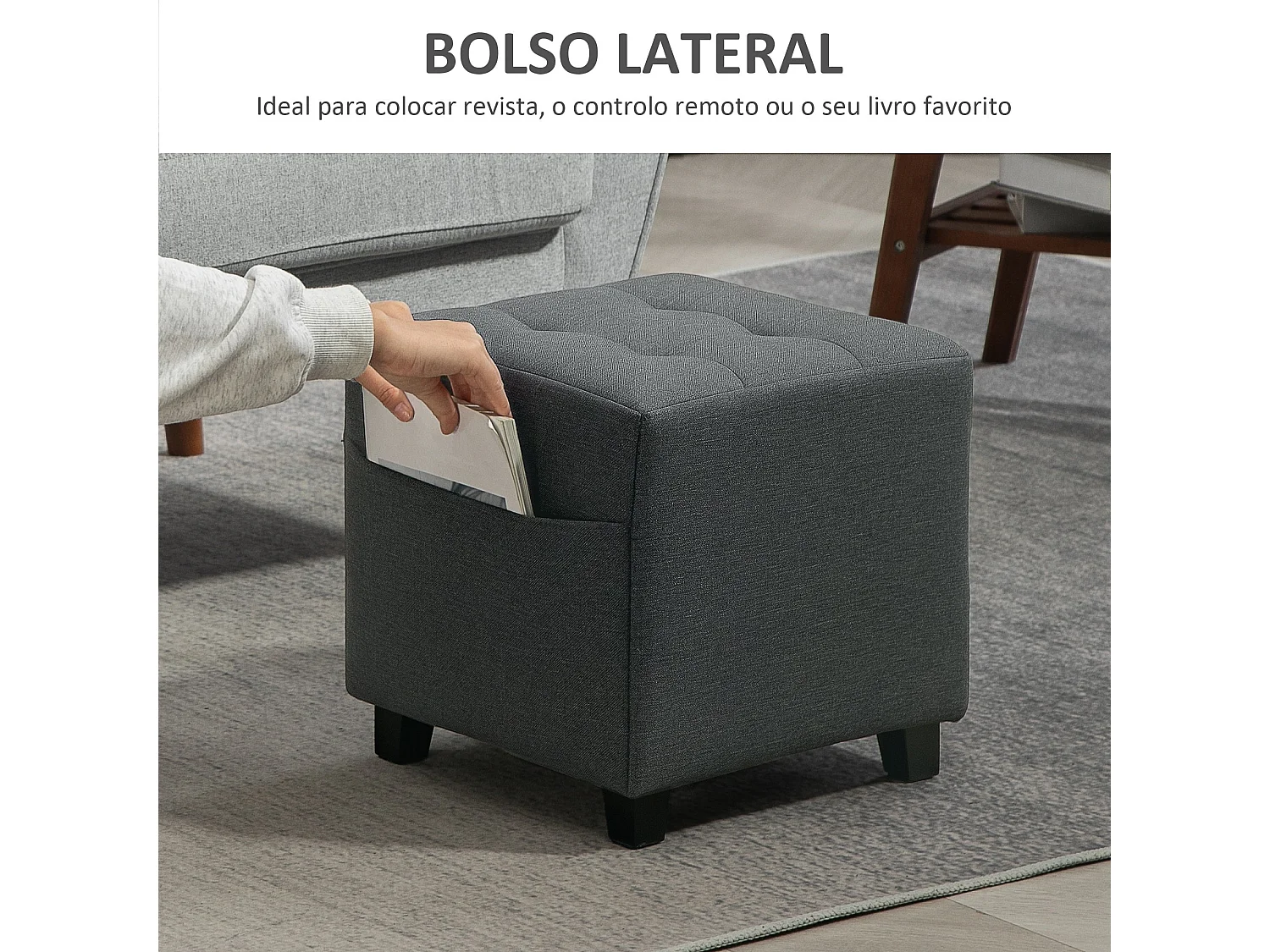 Puff Estofado Compacto Cinza com Bolso Lateral e Botões para Sala de Estar ou Quarto