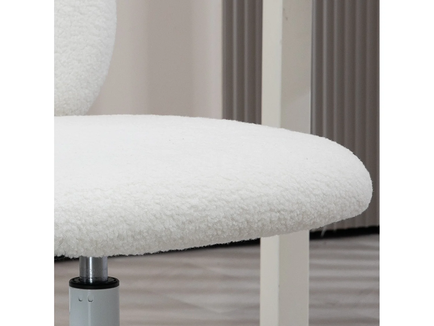 Silla de escritorio Osso Homcom altura regulable blanco 80-90x50x56 cm