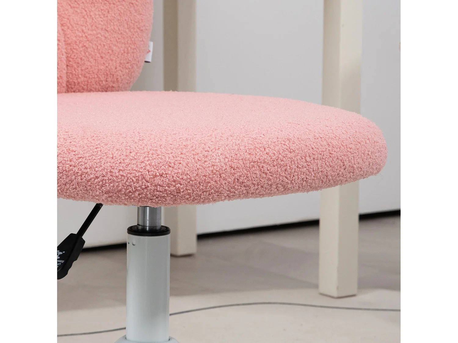 Silla de escritorio Osso Homcom altura regulable rosa 80-90x50x56 cm