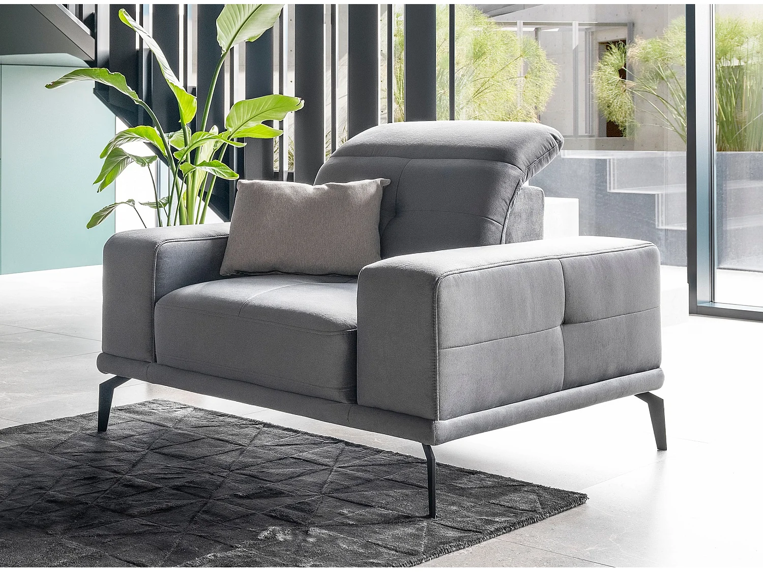 Fauteuil design en velours TORPILLE-Gris clair