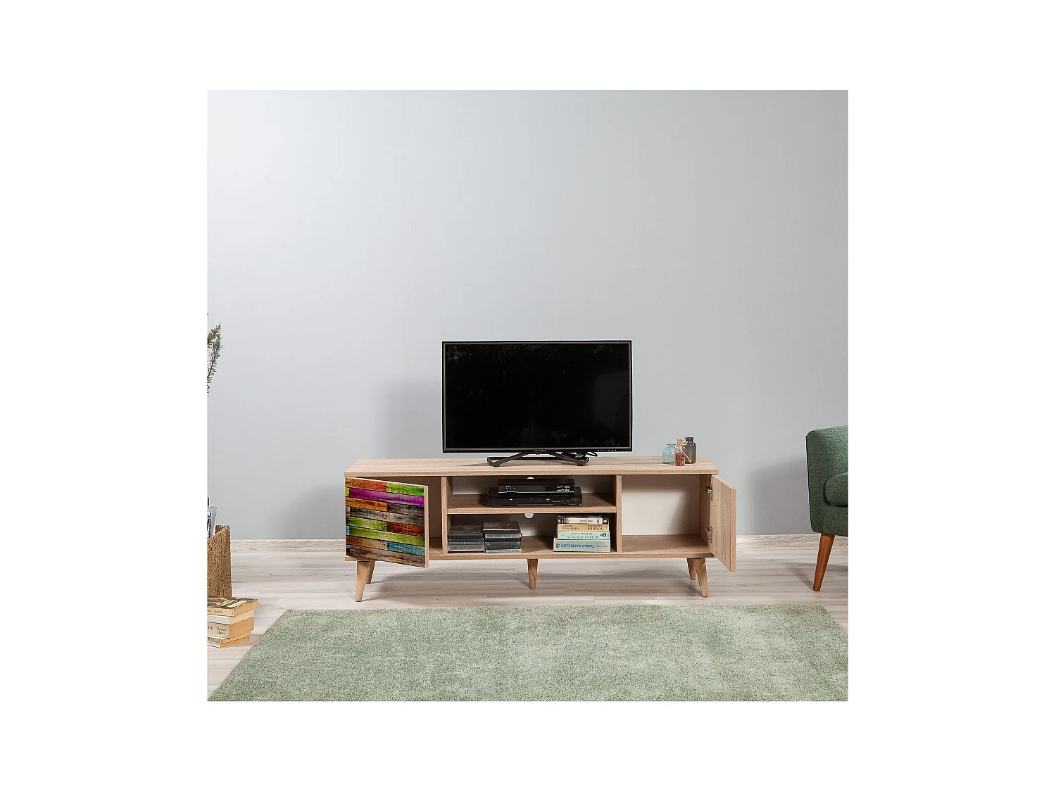 Meuble TV en bois clair à lamelles avec niche Kiza 726