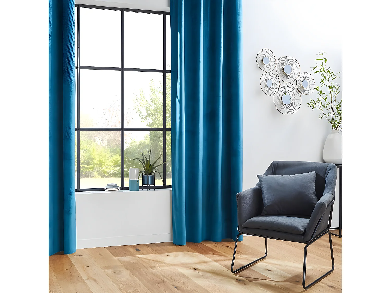 Rideau à œillets Occultant en Velours Bleu canard motif en relief 140 x 260 cm