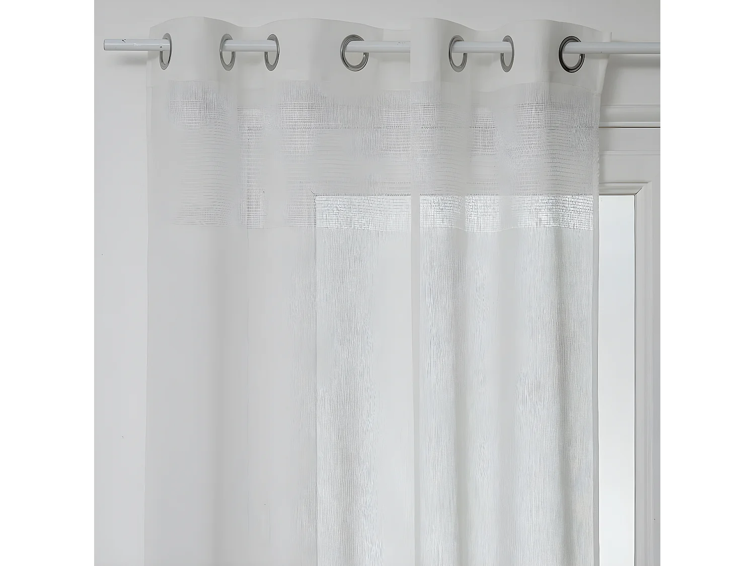 Voilage à œillets Blanc effet lin avec motifs ajourés 140 x 240 cm