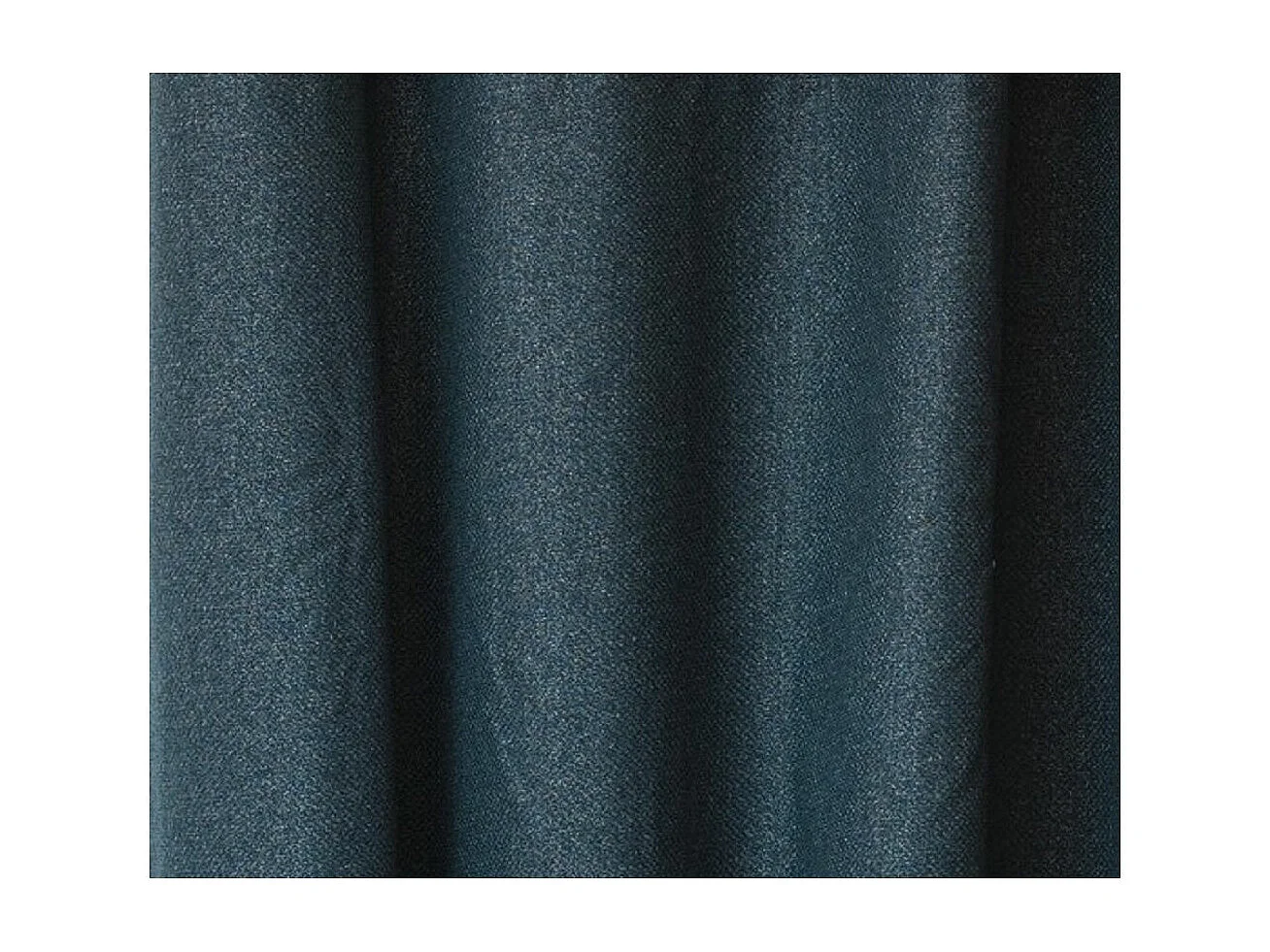 Cortina lisa aislante y opaca