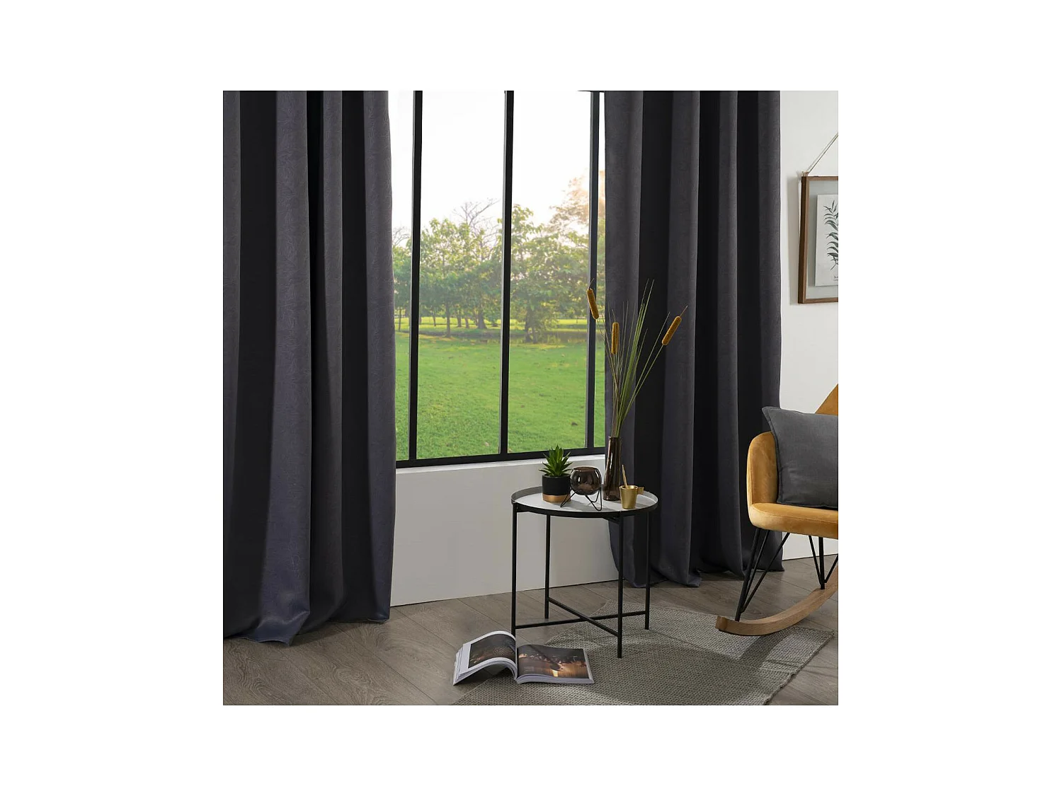 Cortina opaca con hojas de relieve 140 x 260 cm