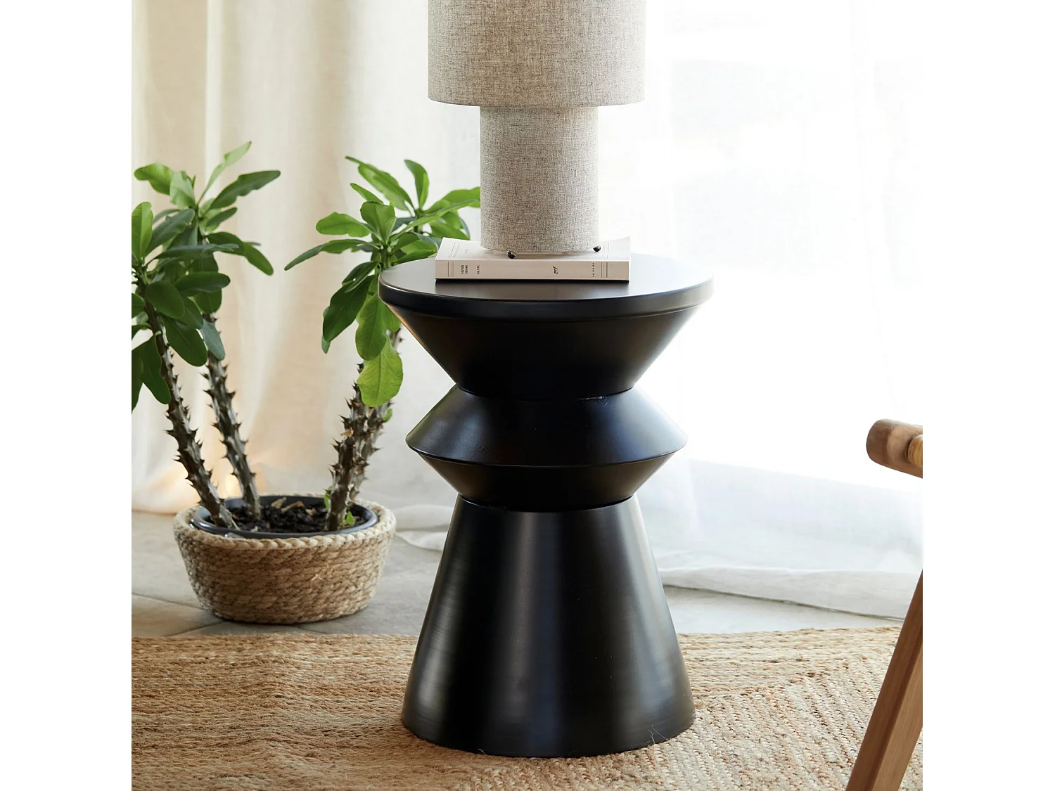 Table à Café Ronde Design "Sohan" 48cm Noir en Fer