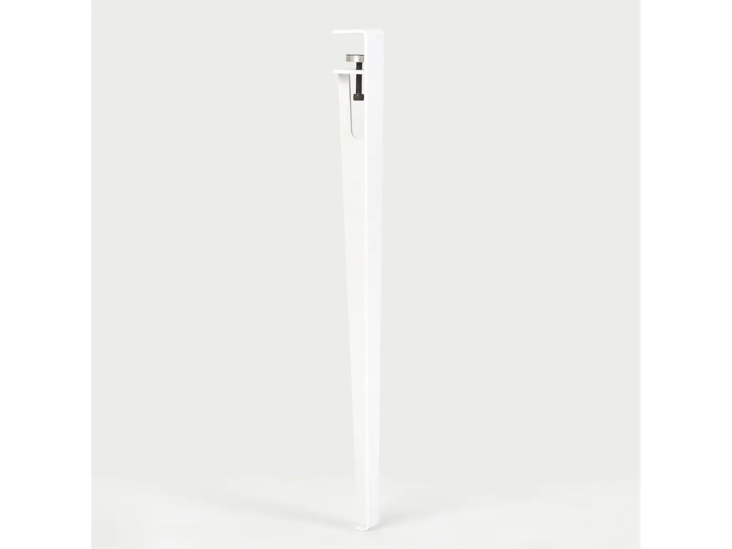 Petite table à manger bois blanc et pieds acier blanc Bazika 150cm