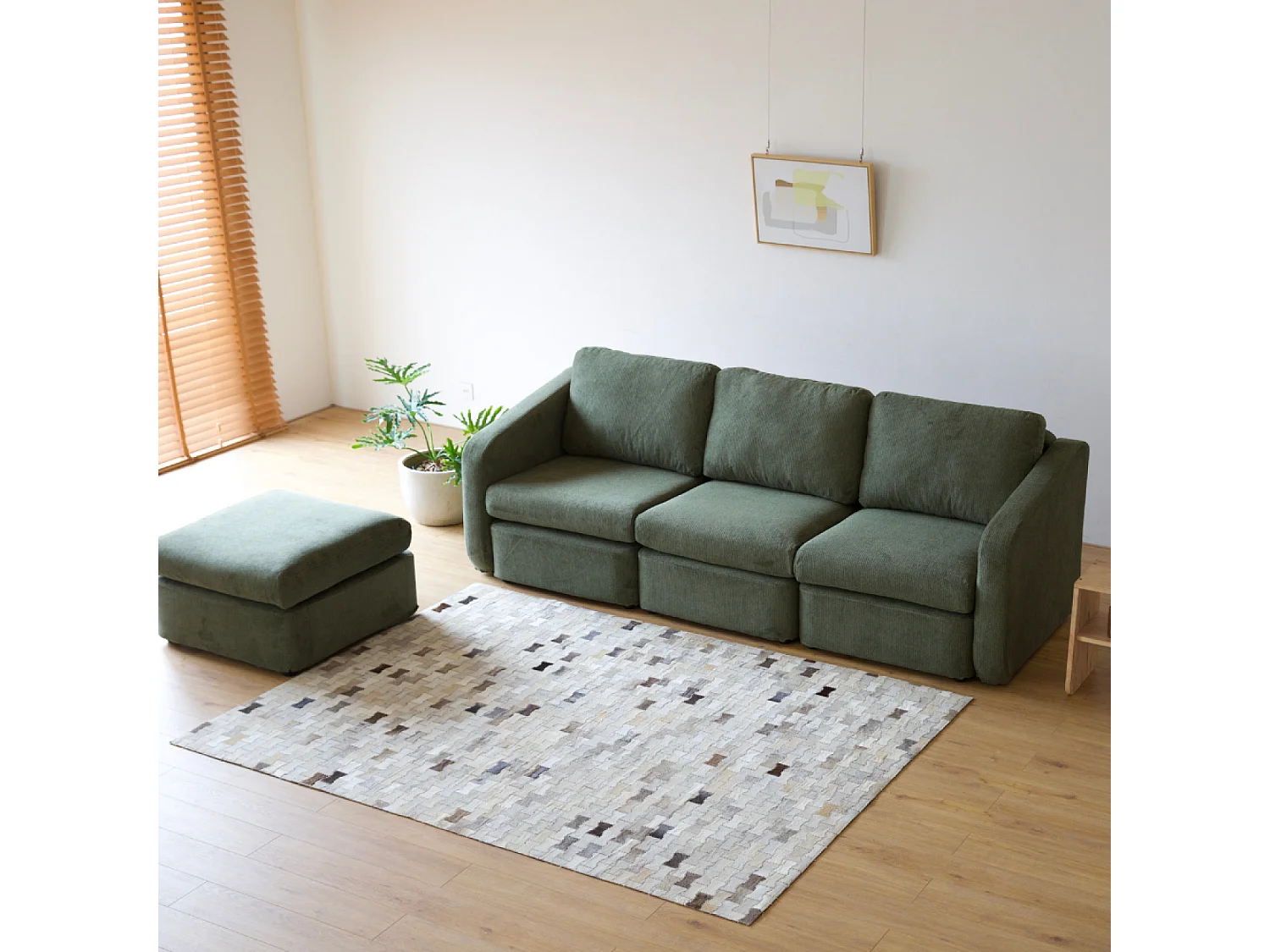 Canapé 3 places modulable vert avec pouf KONEKT