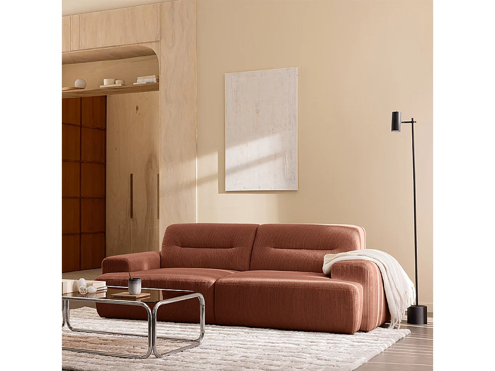 Stune - Canapé droit 4 places en velours côtelé à accoudoirs larges - Terracotta