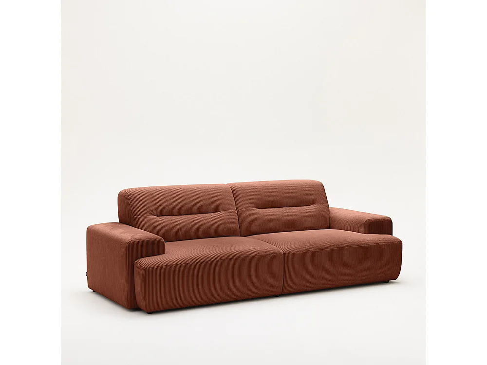 Stune - Canapé droit 4 places en velours côtelé à accoudoirs larges - Terracotta